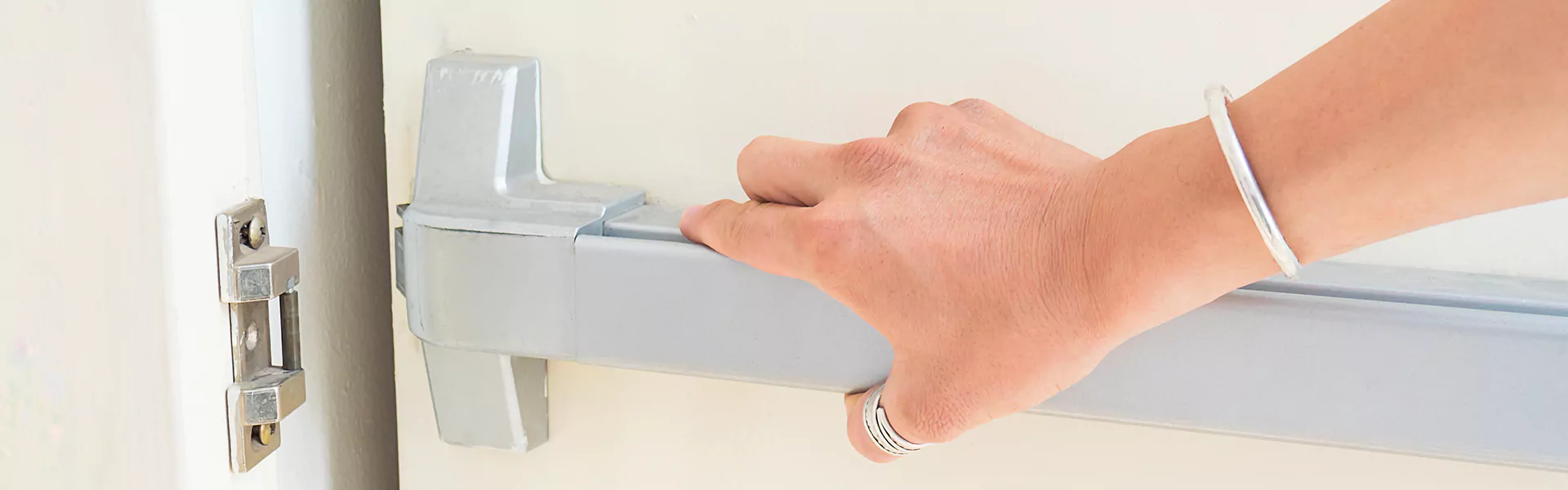 Push Bar Installation Bondi Junction - Door Push Bar