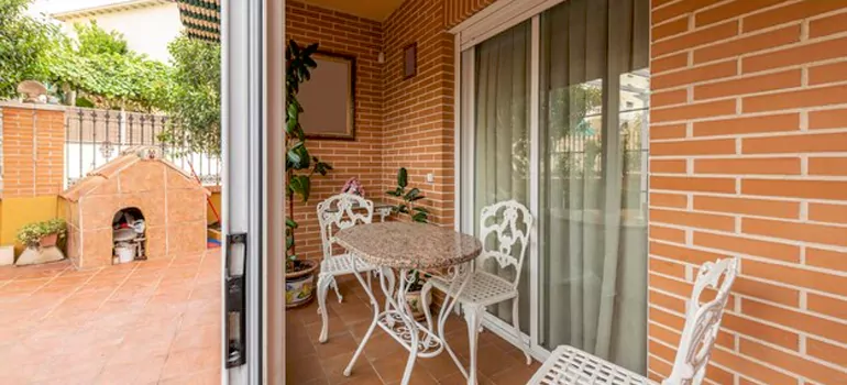 Adding Porch Enclosures To Your Home in Sydney, New South Wales