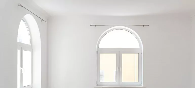 Small Hopper Window in Sydney, New South Wales